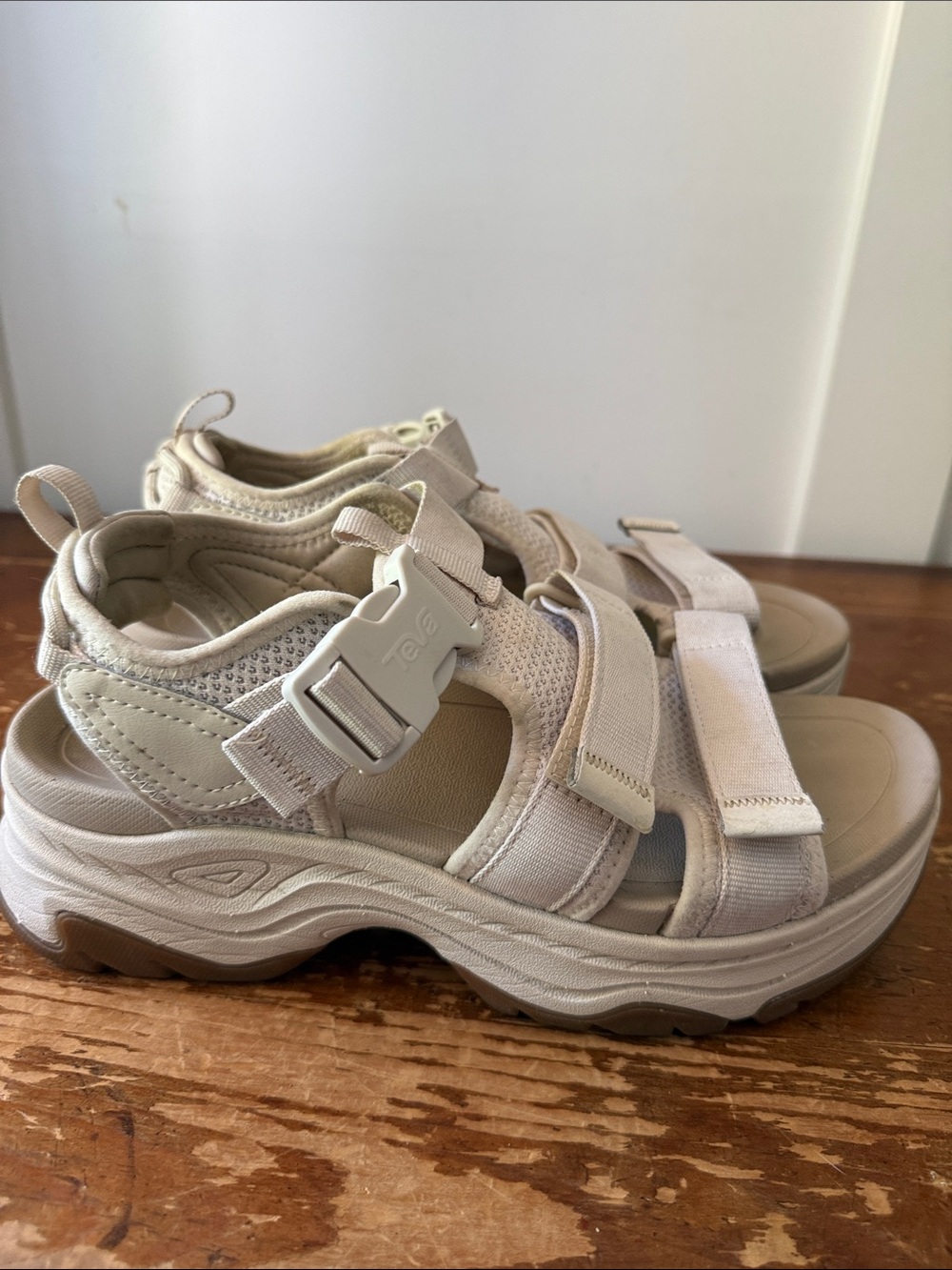 Teva Hurricane Ampsole Gaila Sandals - Picture 5 of 11